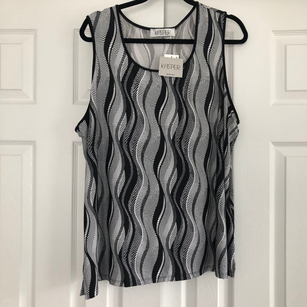 NWT Kasper Woman Sleeveless Top Black and White Pattern (Size 2X)